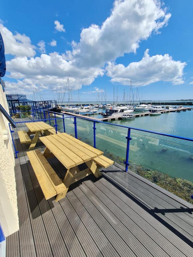 Carlingford Marina Apartments エクステリア 写真